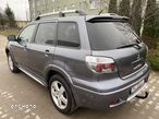 Mitsubishi Outlander - 6