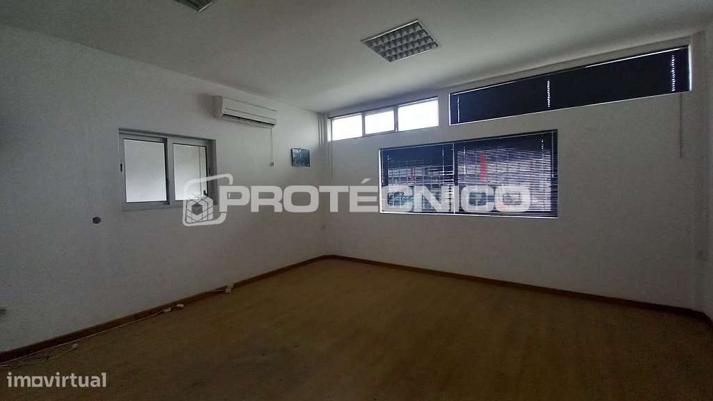 Armazém Aveiro - Arrendamento - Grande imagem: 3/12