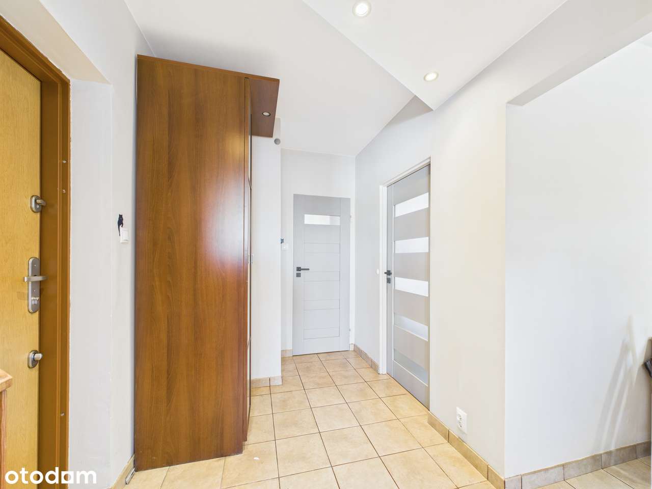 Dwupoziomowe mieszkanie z osobną kuchnią | BALKON | GARAŻ |-5