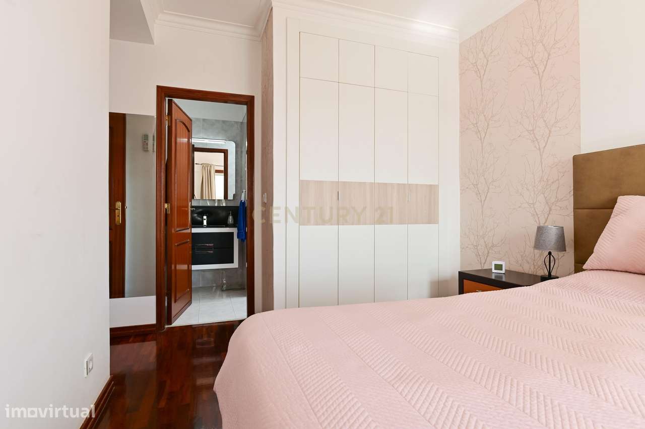 Apartamento T3 Mobilado, em Varge Mondar (Rio de Mouro, Sintra)-8