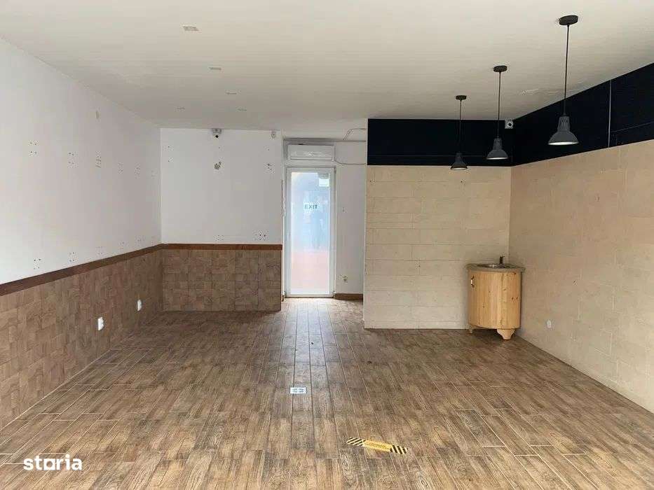 7 Noiembrie - Inchiriere spatiu comercial - B-dul. 22 Decembrie 1989 - Imagine principală: 2/3