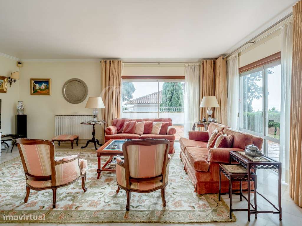 Moradia T4+1 com jardim e garagem, no Estoril, Cascais - Grande imagem: 5/29