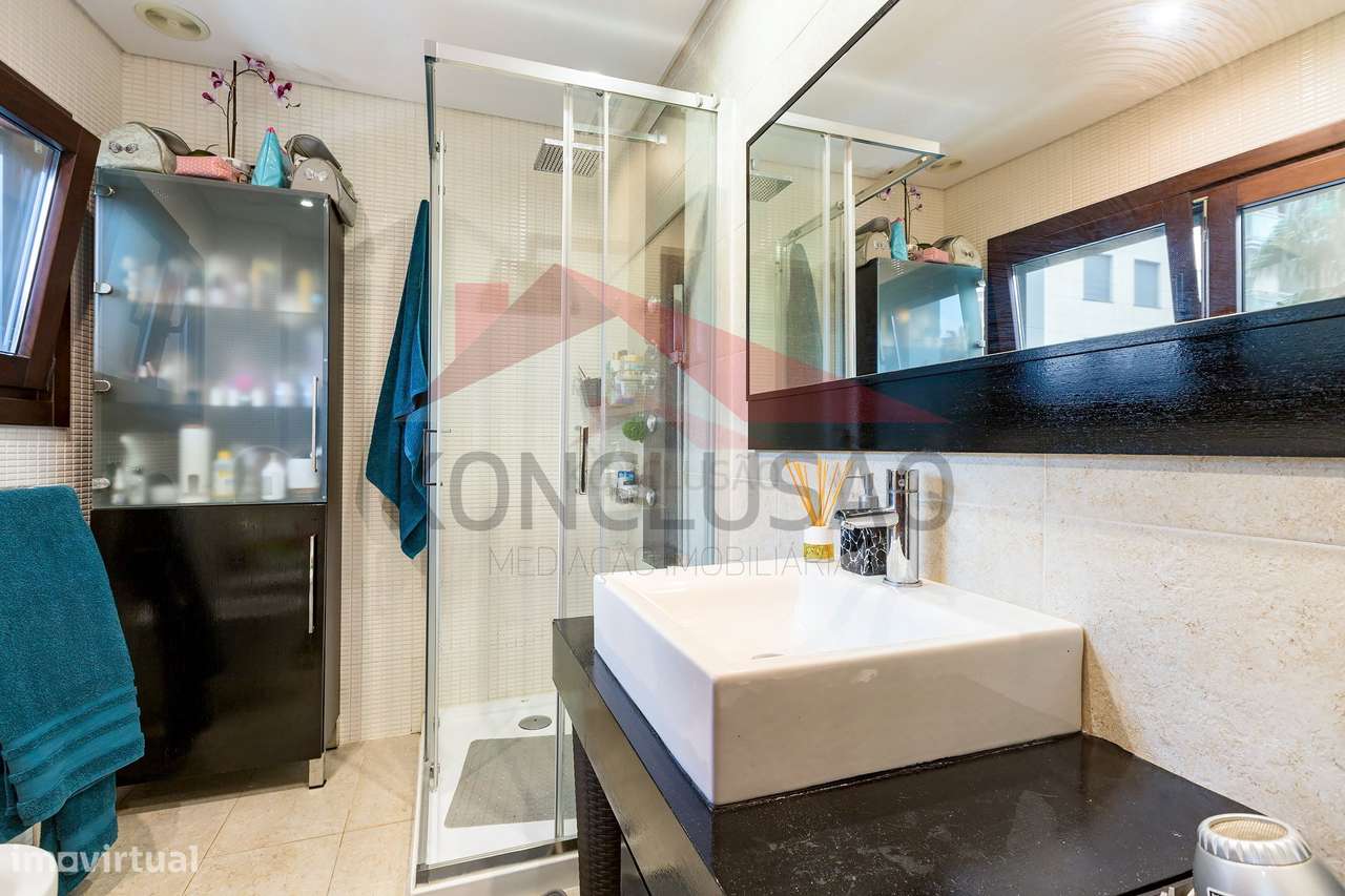 T2 em Excelente Estado | Garagem para 2 Viaturas | Arrecadação | Ur...-19