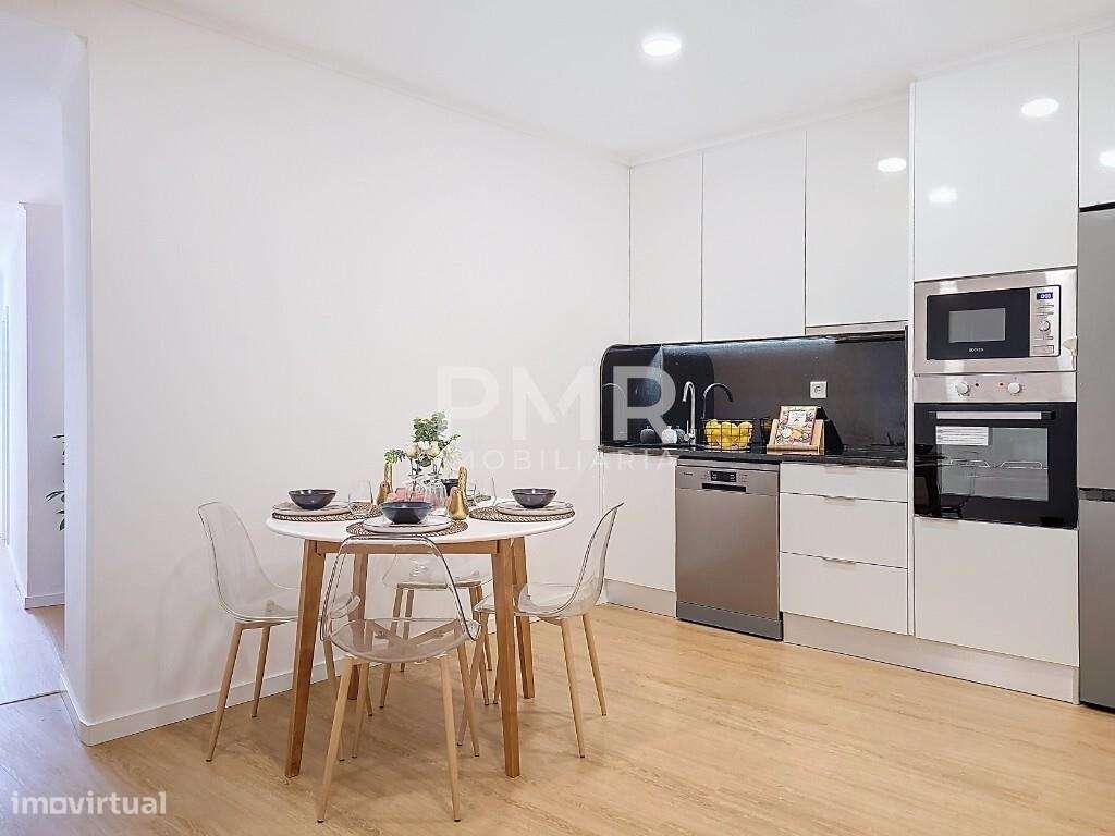 Moradia totalmente renovada com espaço exterior – Vale de Figueira-15