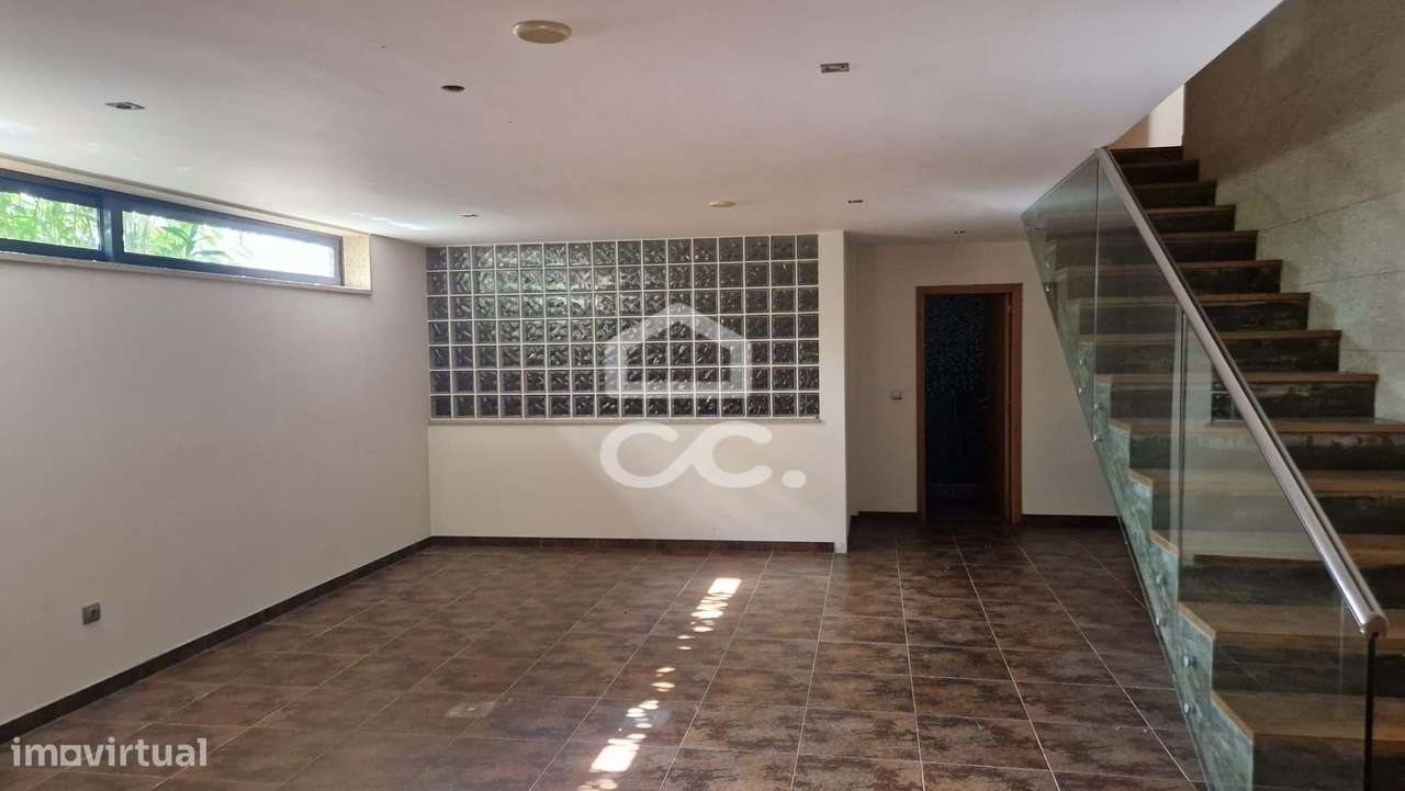 Moradia T3, Louredo, Paredes-7