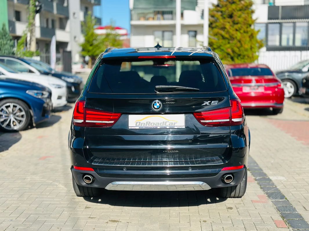 BMW X5 xDrive30d - 16