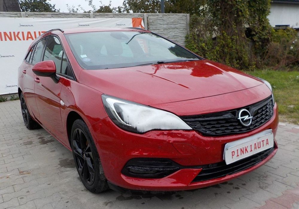 Opel Astra L 2021