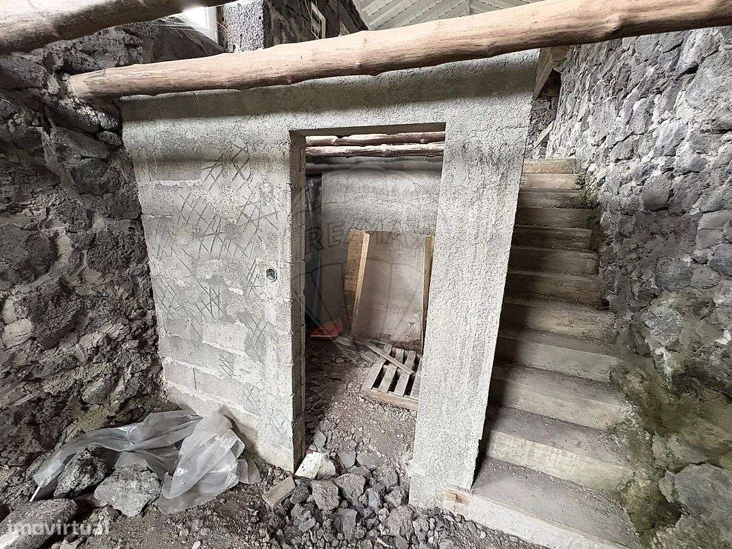 Moradia T1 para venda-9