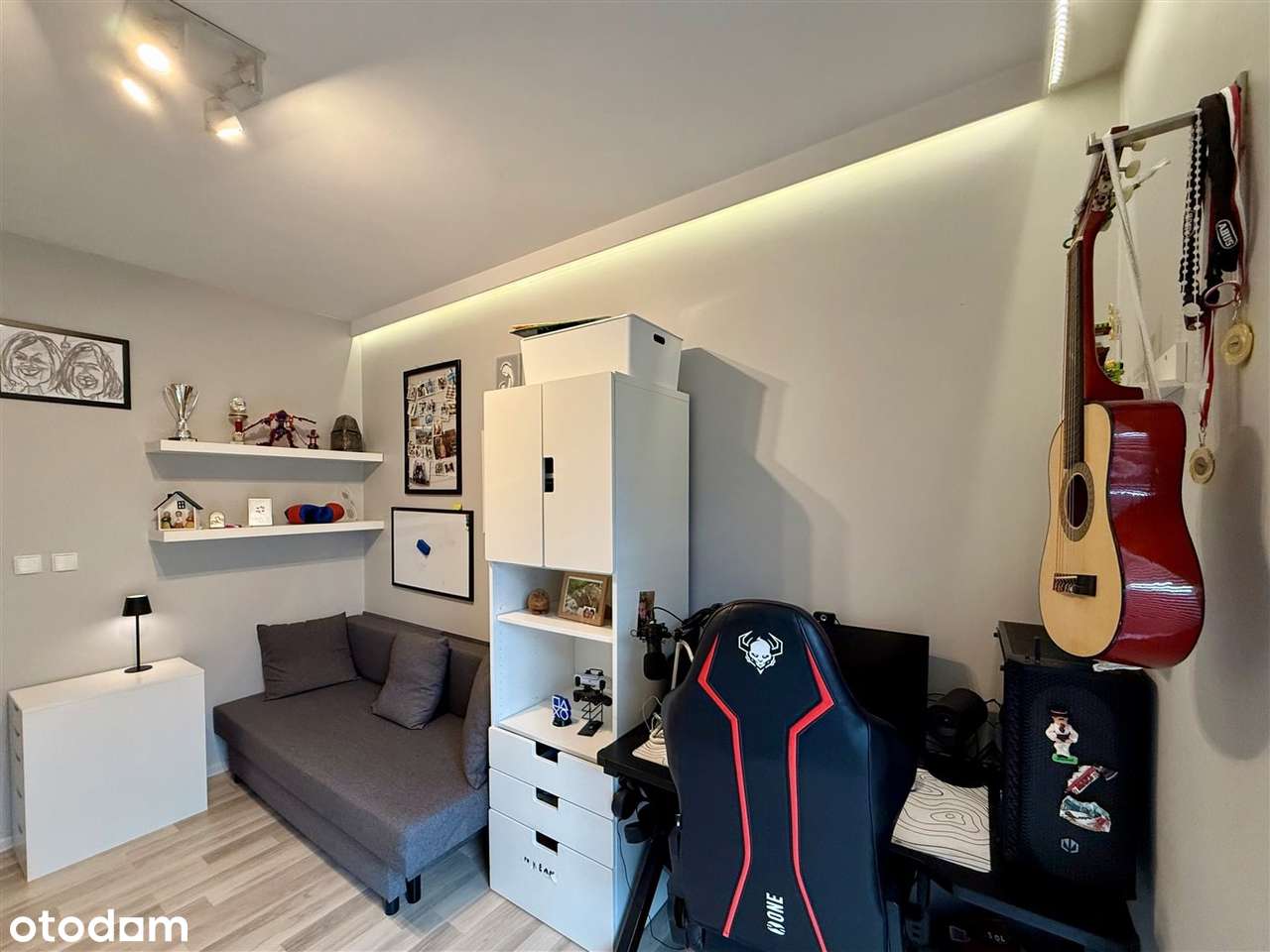 Mieszkanie 3 pokoje, garaż, 2 balkony, widok-14