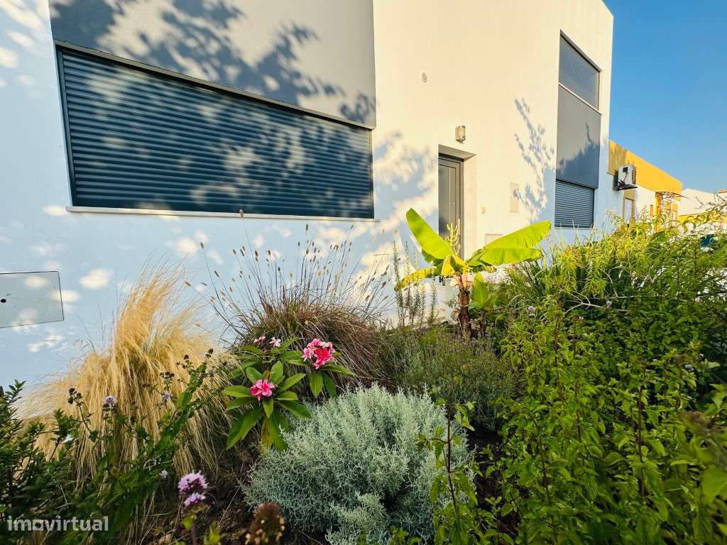 Moradia T4+1 Nova com Piscina Aquecida e Ginásio em Vidro Luxo, Con...-30