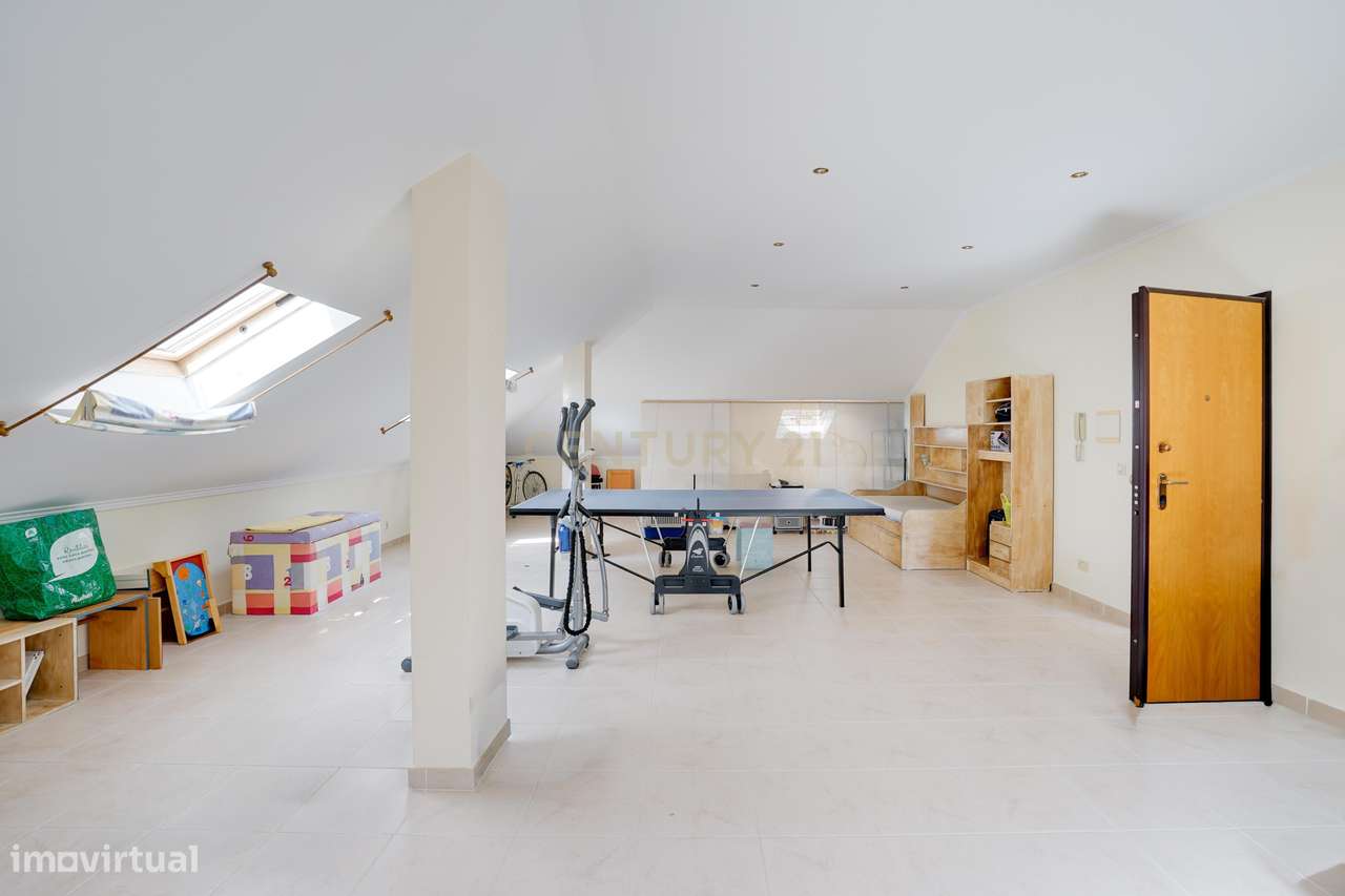 Apartamento T3 Excelentes áreas-28