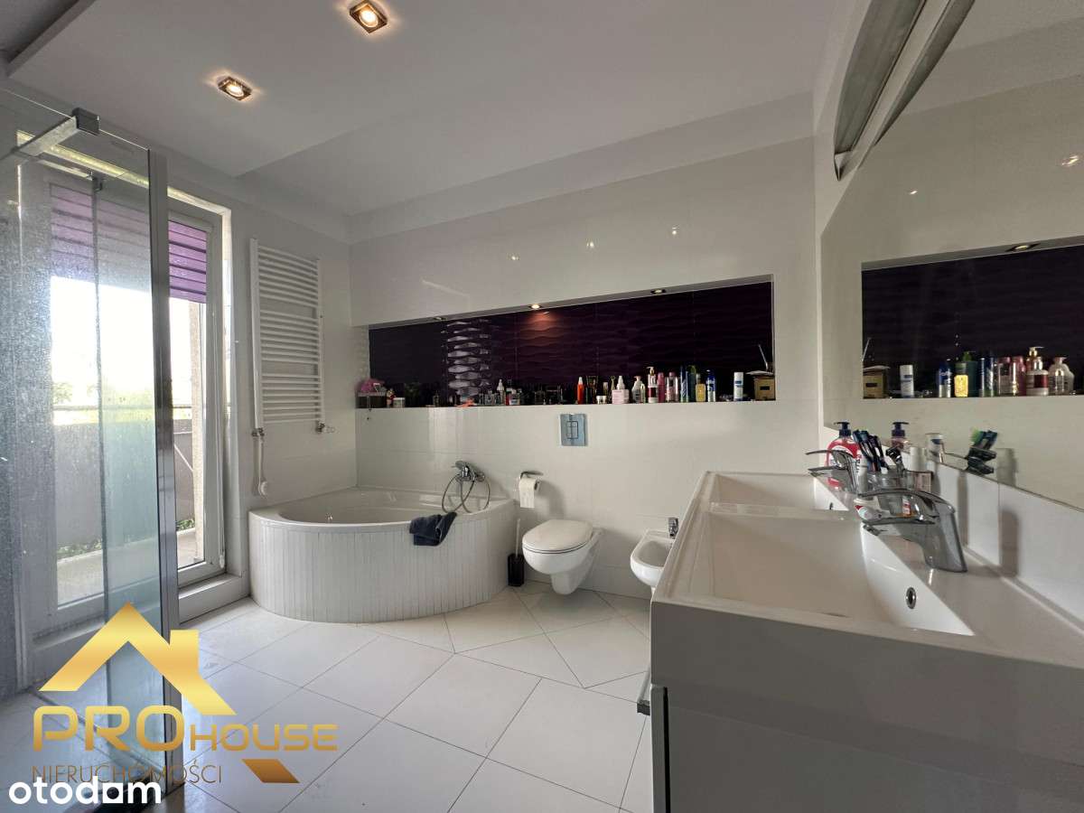 Wyjątkowy dom z basenem, spokojna okolica Torunia-10