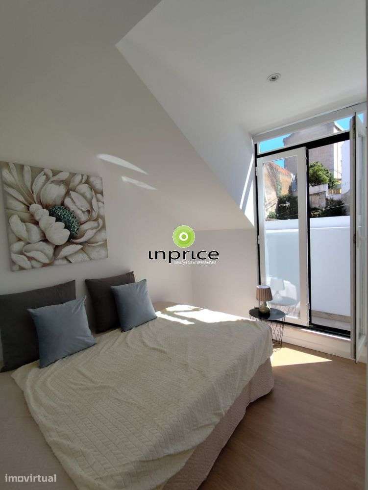 Apartamento T2 Penthouse com Vista Rio em São Vicente – Totalmente-9