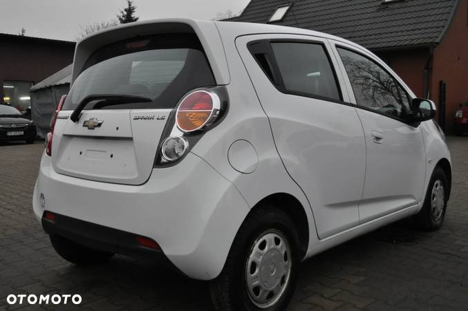 Chevrolet Spark 1.0 EcoLogic LS - 25