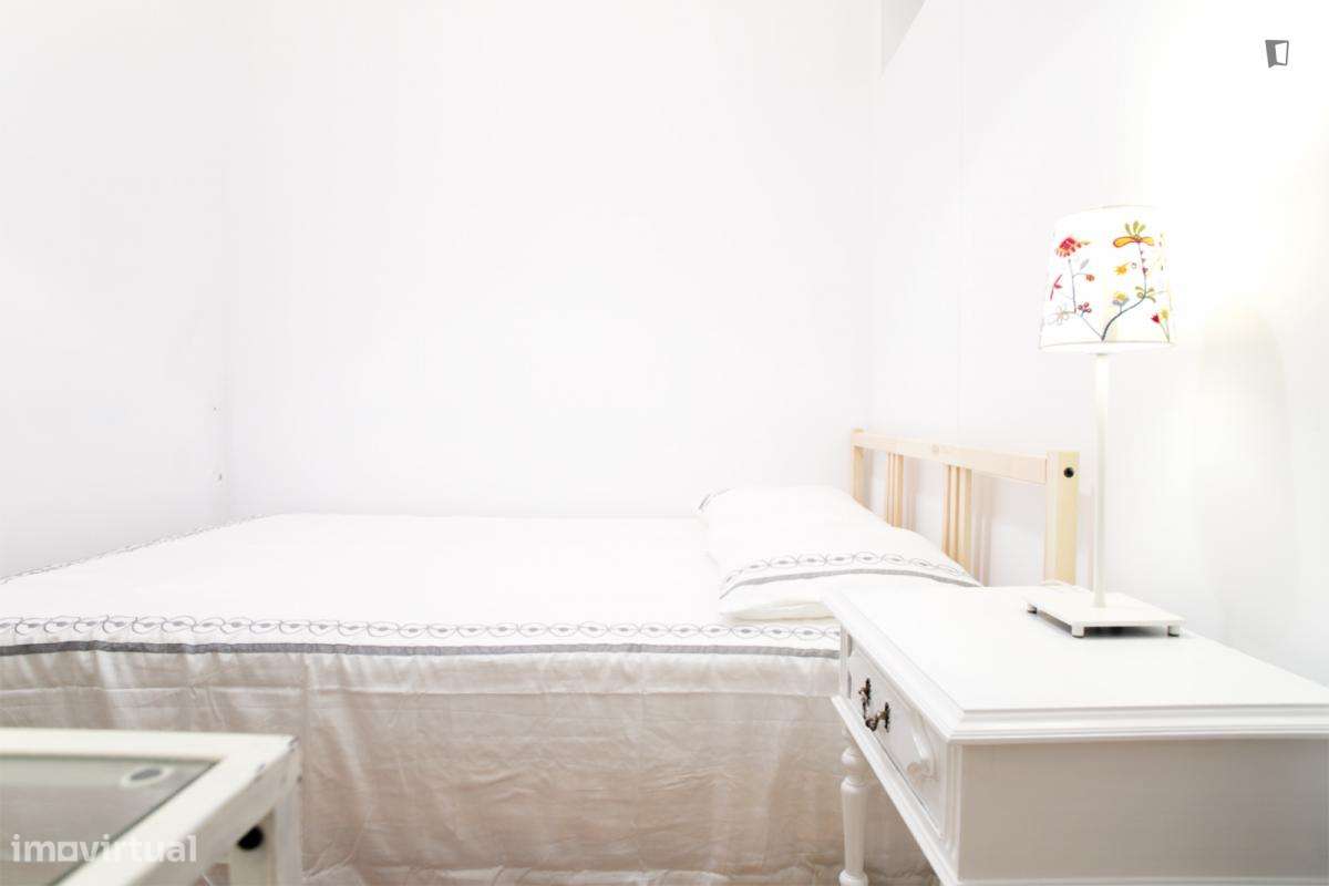 Quarto - localizado em Bairro Alto Lisbon - Grande imagem: 3/10