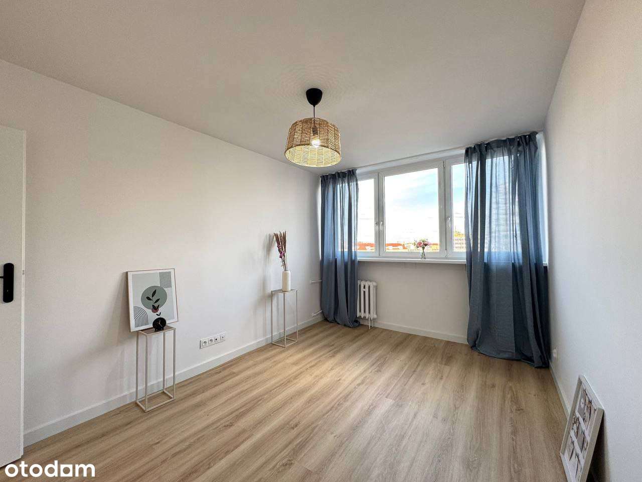 2-pokojowe mieszkanie - po remoncie - obok Sky Tower - PL,UA,RU,ENG-4