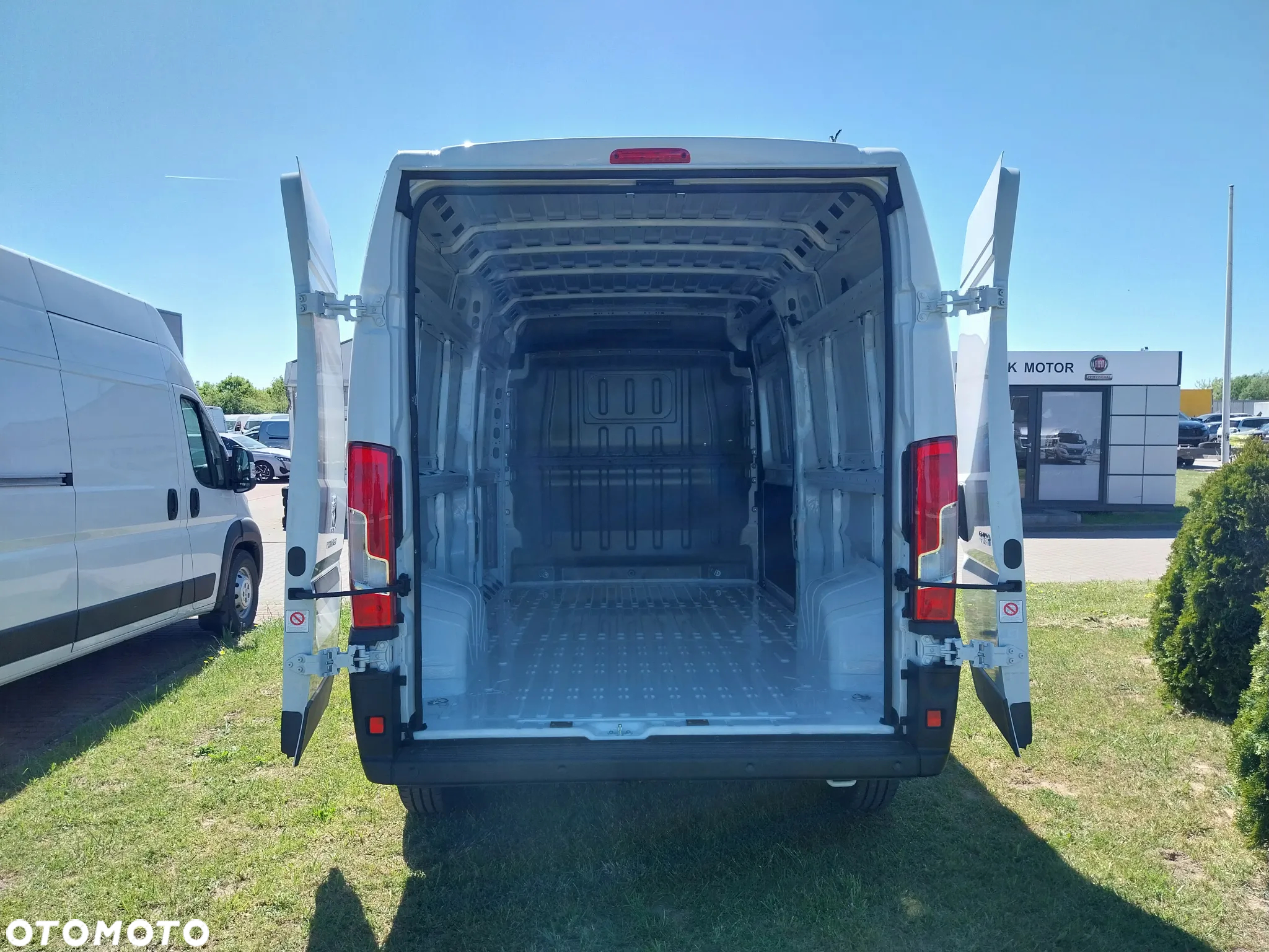 Peugeot Boxer 435 L3H2 140KM - 5