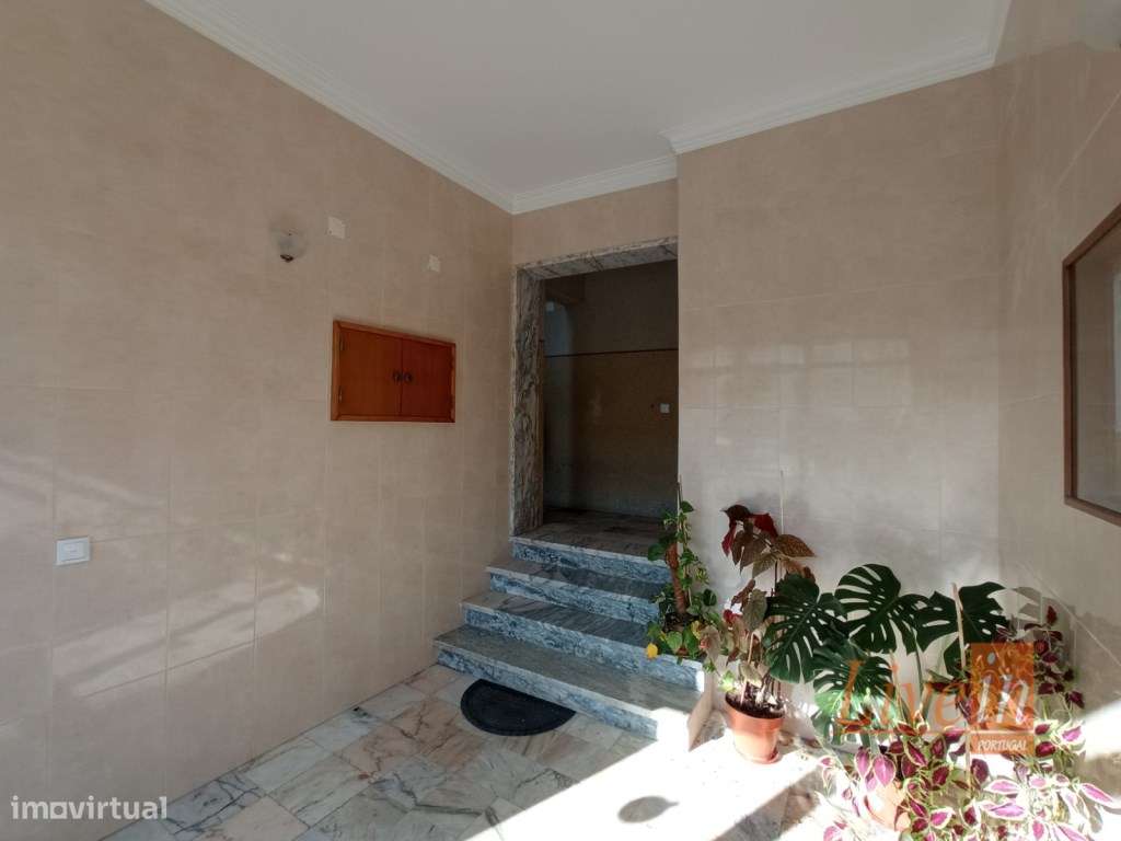 Apartamento T3 no Carregado - Grande imagem: 2/26