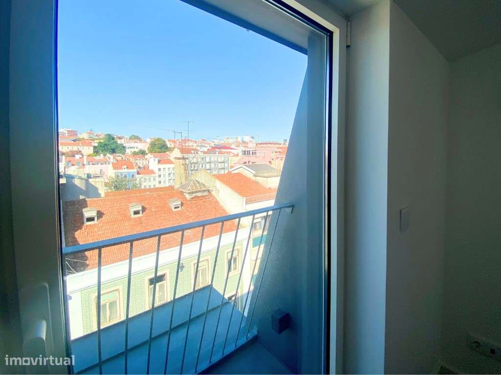 Apartamento T2, varanda, Anjos Lisboa-31