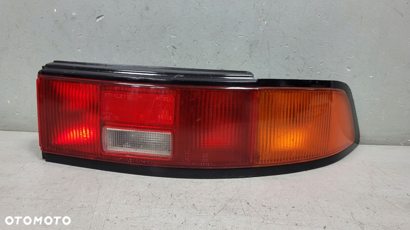 Lampa Prawy Tył Stanley Mazda 323F BG HB 5D - 1