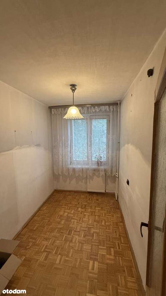 3-pokojowe mieszkanie z piwnicą, dobra lokalizacja - Pełny obrazek: 4/13