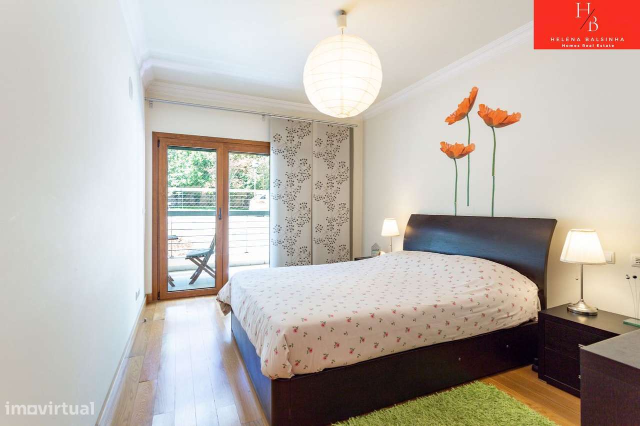 Excelente Apartamento T2 com 3 Parqueamentos nas Colinas do Cruzeiro-14