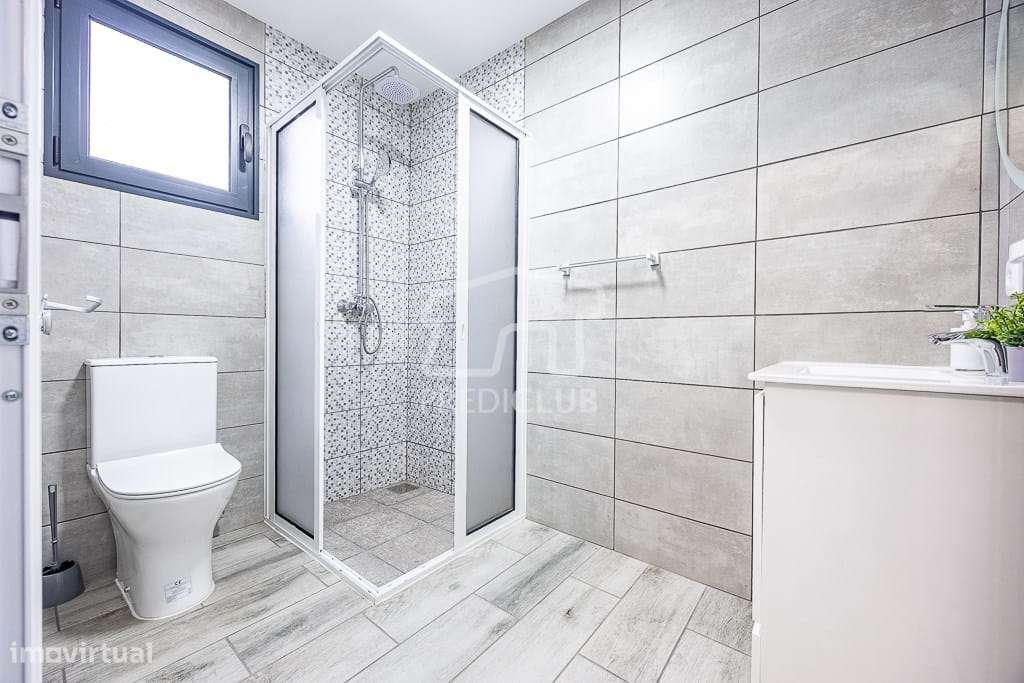 Moradia com 3 Apartamentos Independentes  - Ponta do Sol-23