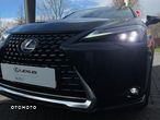 Lexus UX - 9