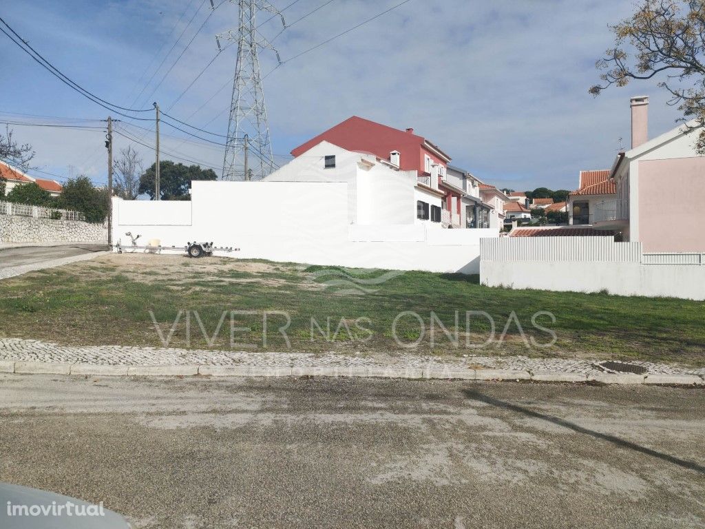 OFERTA DA ESCRITURA. Terreno Urbano com 540m2 na Sobreda,...