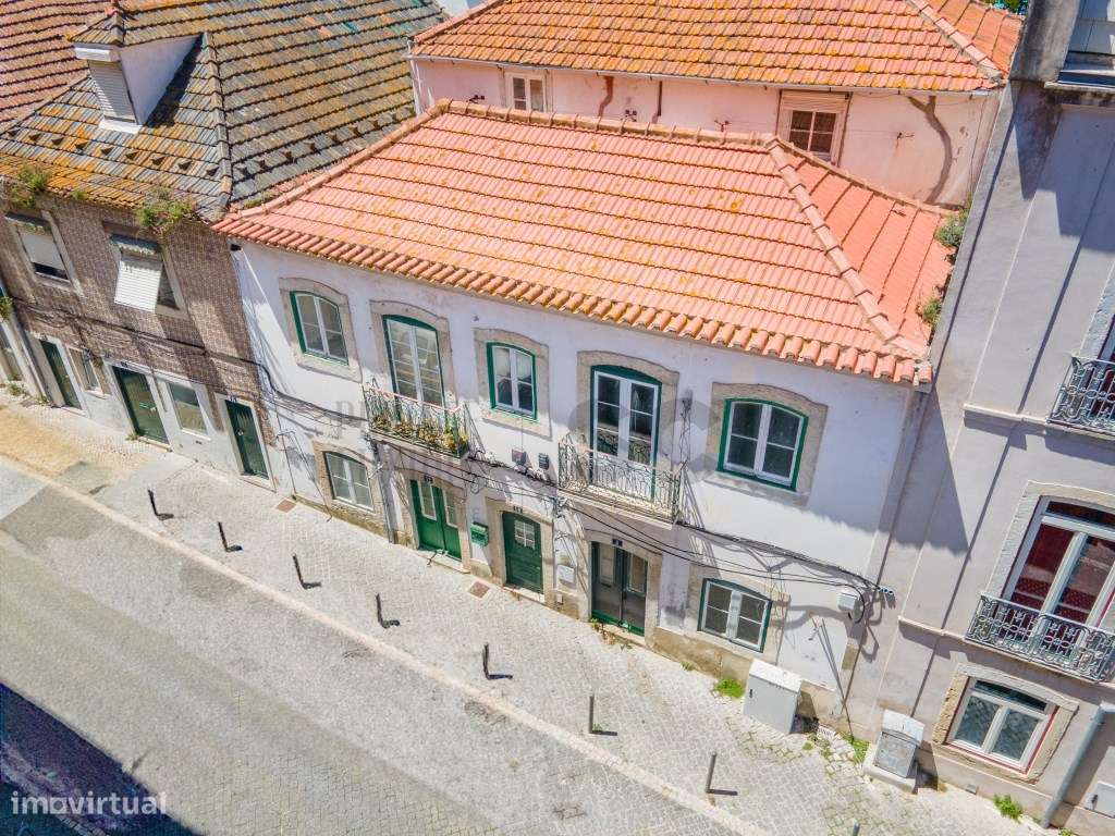 Investimento imobiliário Cacilhas | prédio para reabilitar-15