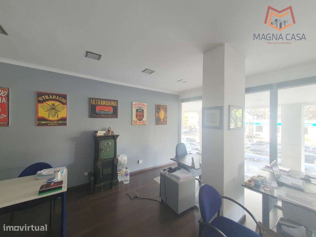 Loja em Rua Principal de Algés - Grande imagem: 5/29