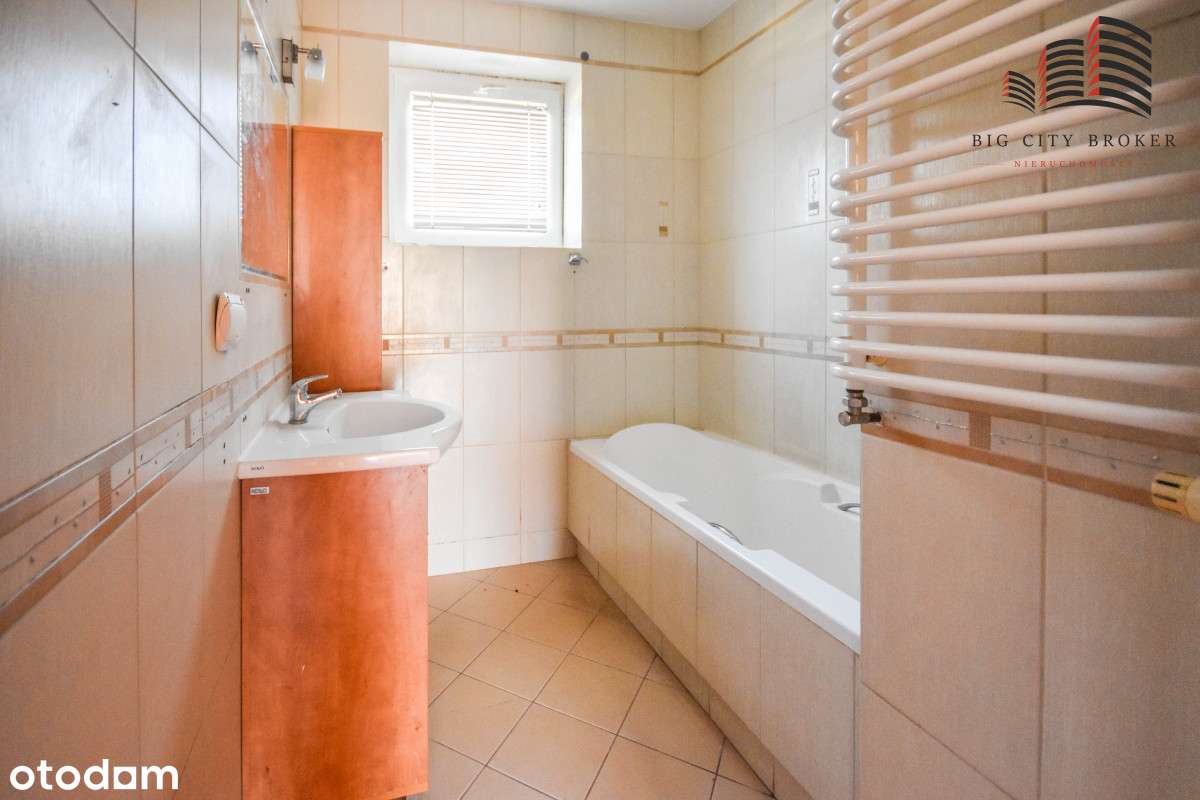 Rodzinny, funkcjonalny dom w dzielnicy Włostowice-16