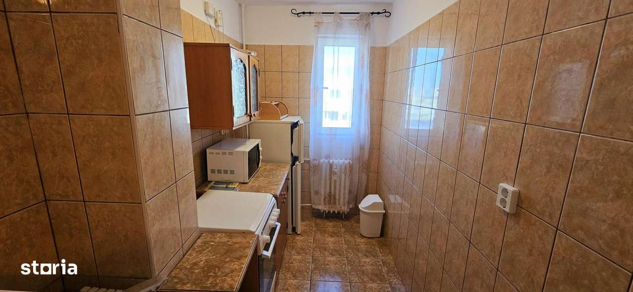 Drumul Taberei, str.Sibiu, metrou Favorit - Imagine principală: 2/13