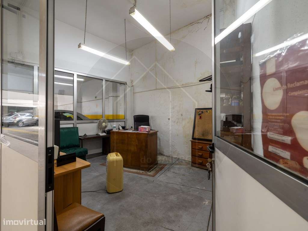 Parque de Estacionamento com 53 Lugares | Investimento Seguro | Porto-21