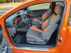 Ford Focus 2.5 ST - 11