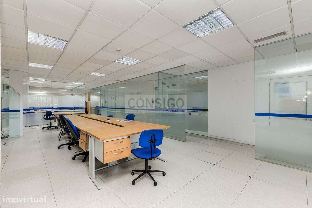 Espaço Comercial Moderno em Algés-33