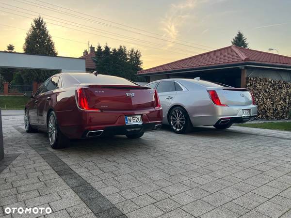 Cadillac XTS - 12