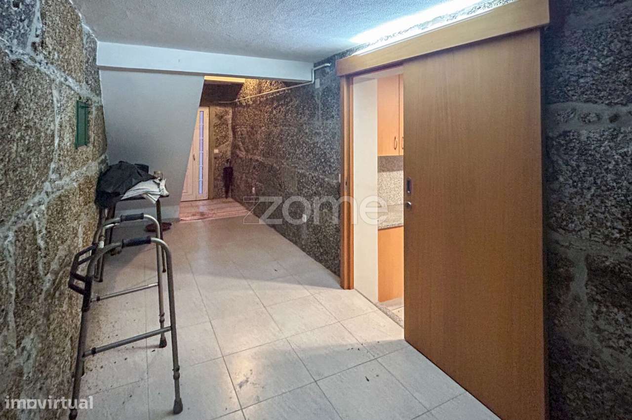 MORADIA INDEPENDENTE URGEZES - Grande imagem: 3/26