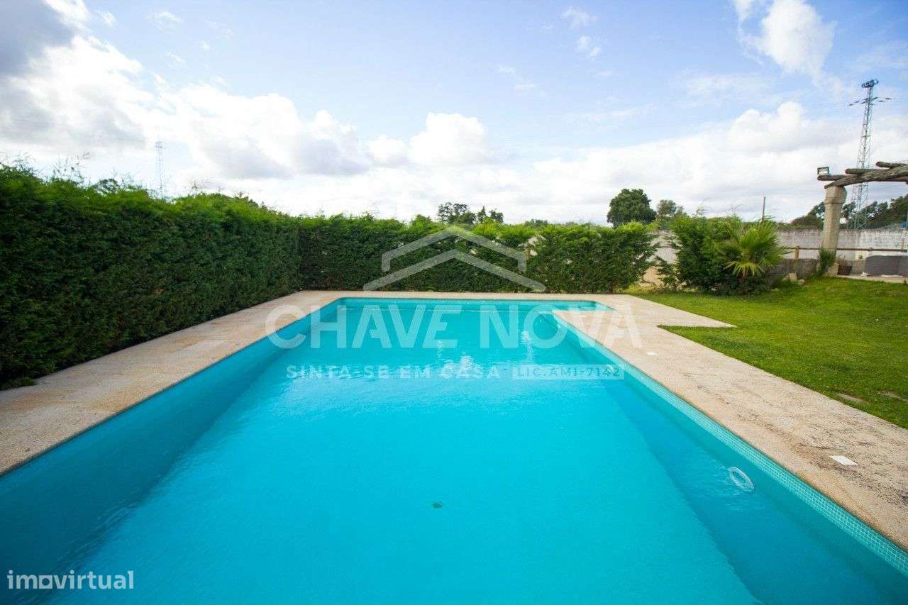 Moradia Isolada V3 c/ 2200m2 na Maia - Grande imagem: 2/19