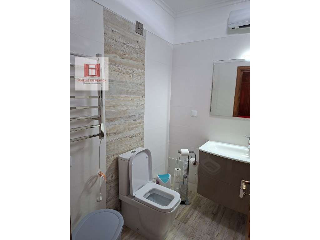 Vivenda V3 em condomínio fechado - Cambelas-15