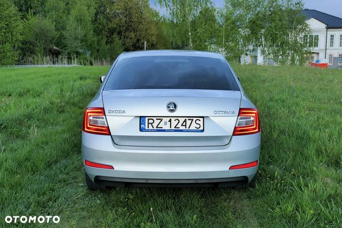 Skoda Octavia 1.4 TSI Elegance - 4