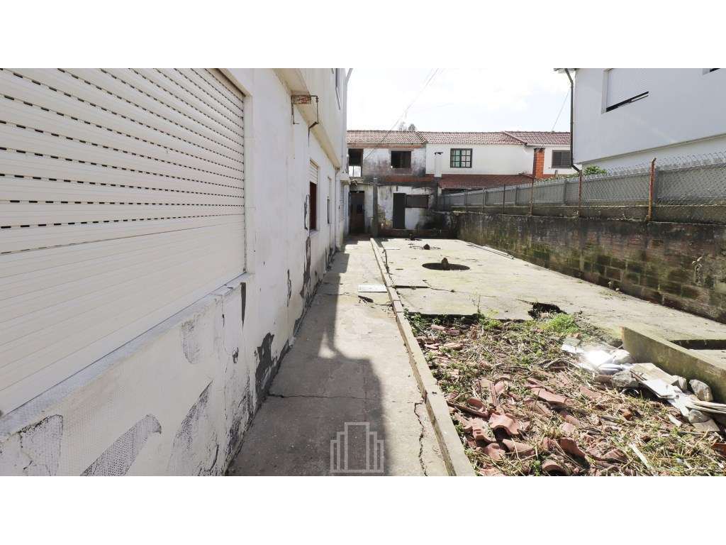 Andar de Moradia T3 - Ovar - Grande imagem: 3/23