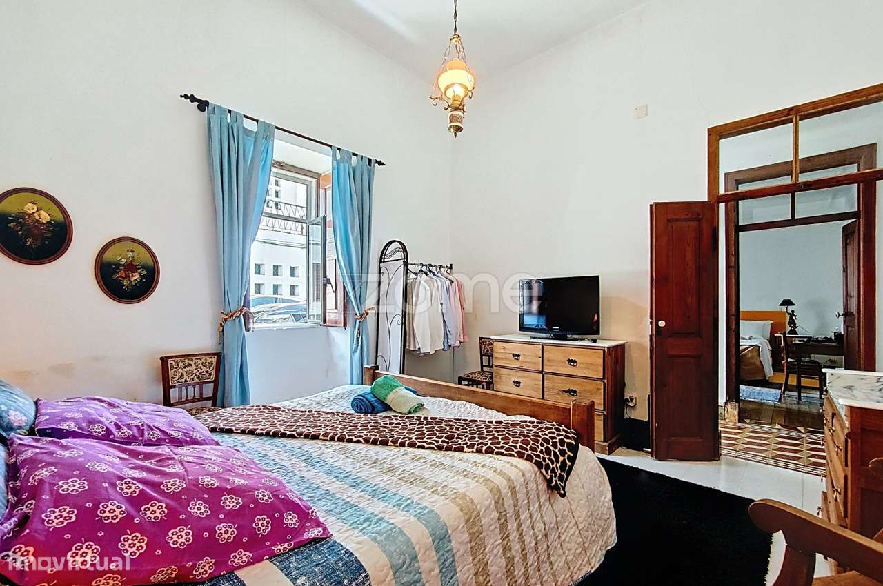 Moradia V6 no centro de São Marcos da Serra, em lote de 668m2-31