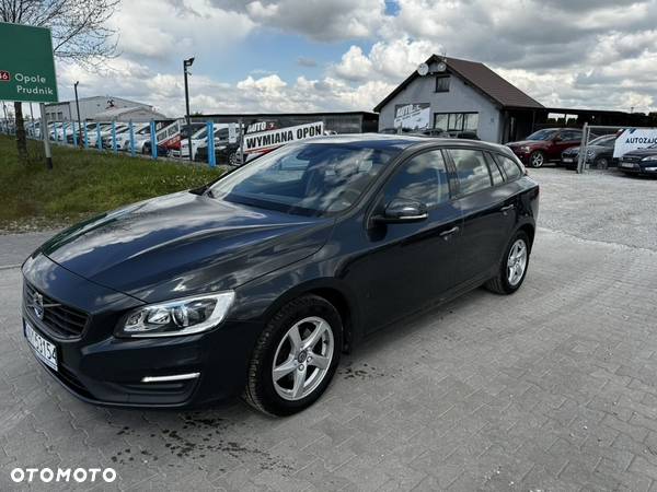 Volvo V60 D3 Geartronic Momentum - 2