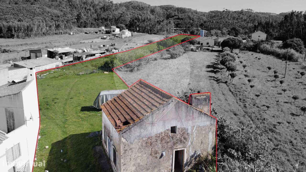 Moradia Em Ruina Num Terreno Com 4 830 M A Poucos Kms Da Nazare