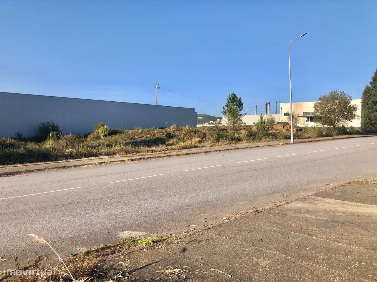 Terreno na Zona Industrial de Seroa - Paços de Ferreira-4
