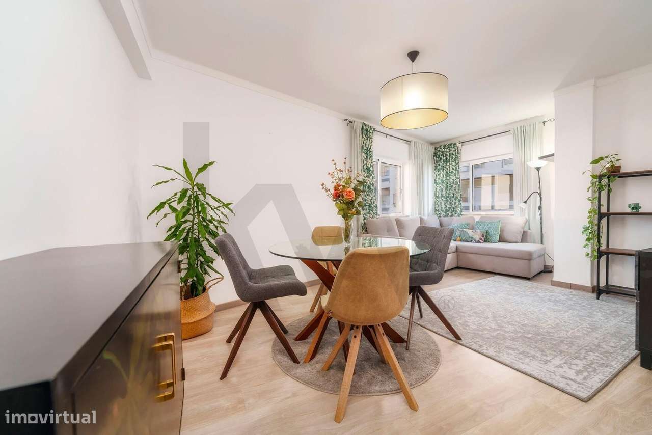 Apartamento T2 Duplex | Remodelado | Terraço| Centro de Faro - Grande imagem: 2/44