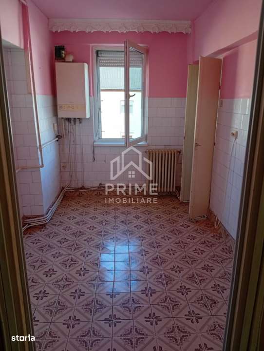 Apartament 3 camere | 67 mp| zona Cugir - Imagine principală: 4/7