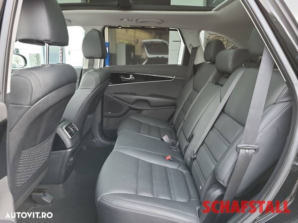 Kia Sorento - 16