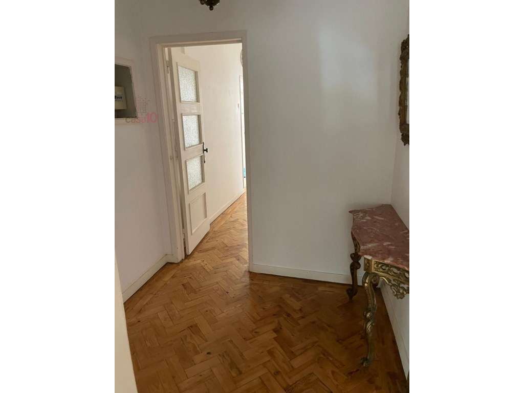 Apartamento T3 para venda no centro do Barreiro-19